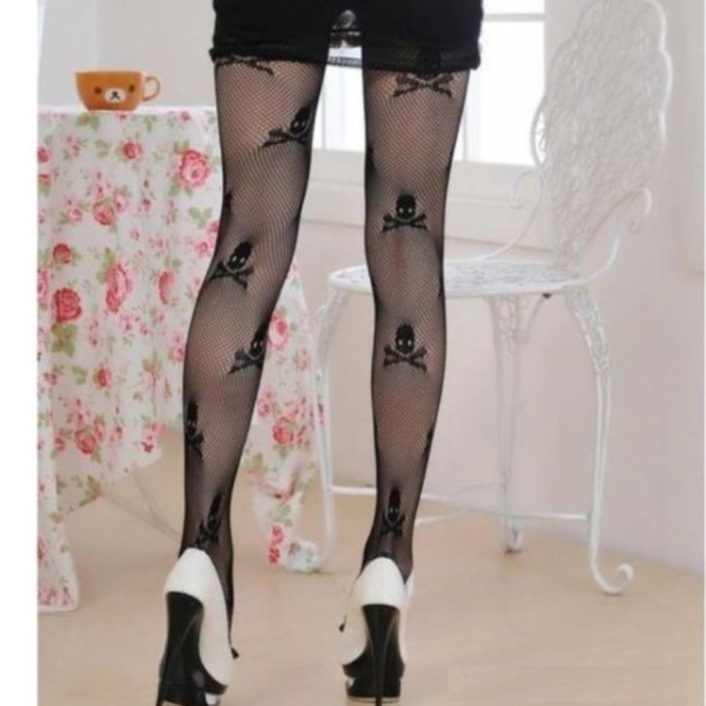 Panty Hose ~ Stockings ~ Fish Net ~ Black ~ Tattoo Skull Pattern
